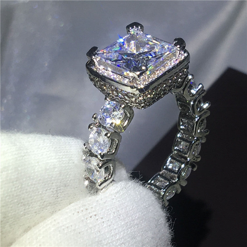 Womens Elegant Alloy Ring With Zircon European Engagement Jewelry Marriage Band Size 5 To 12 Opp Bag Packaging