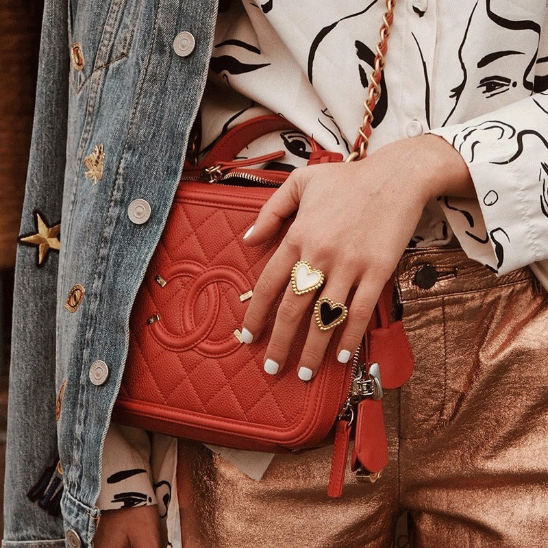 Trendy Love Ring Alloy Lips Design Electroplated European American Style Jewelry Modern Fashion Statement Rings