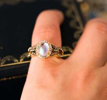 Womens Geometric Moonstone Ring Crystal Alloy Jewelry Unique Line Shape Design Fashion Ring Statement Pro Plus