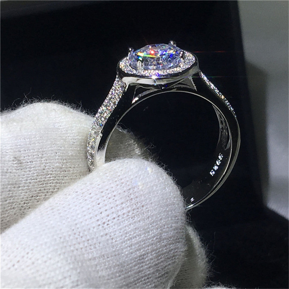 Women Fashion Ring With Round Cut Luxury Diamond European And American Alloy Ring Elegant Jewelry Gift For Her