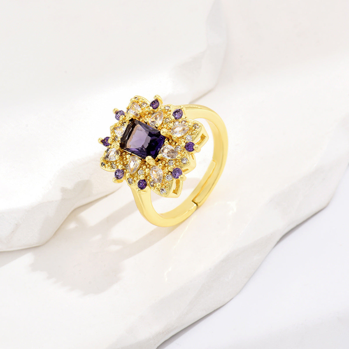 Women Adjustable Grass Green Heart Shaped Copper Ring Electroplated Fashion Jewelry For Daily Wear Accessory Gift