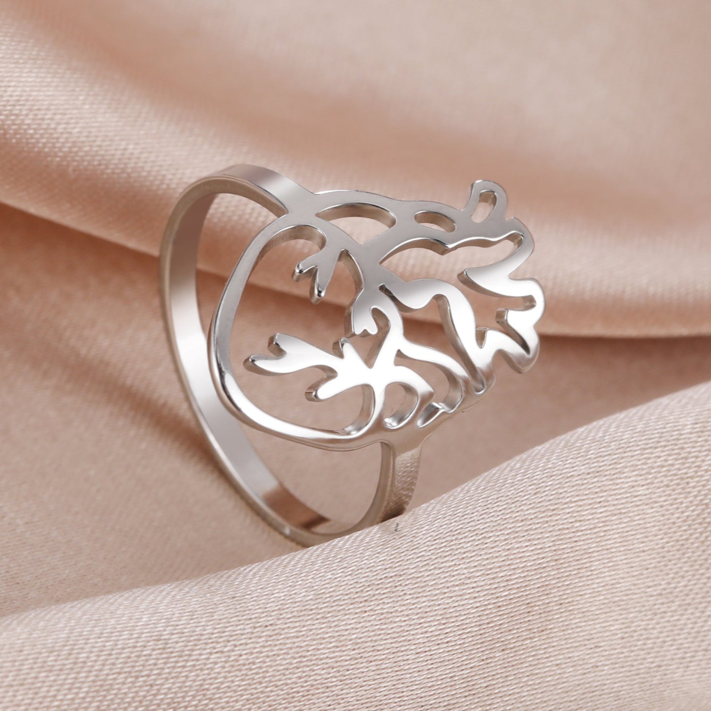 Unisex Titanium Steel Hollow Out Ring Electroplated Cut Out Design Band European American Fashion Jewelry Alloy