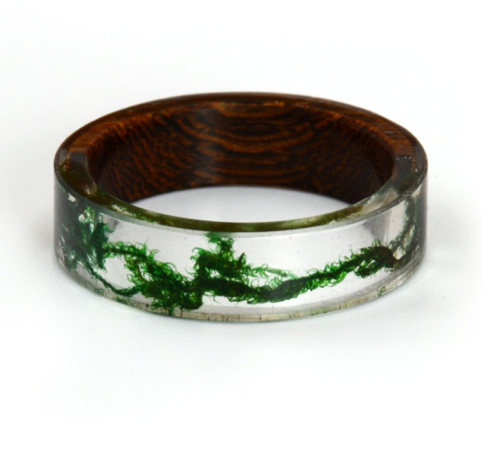 Handmade Wood Resin Ring with Green Moss Fashion DIY Dried Flowers Epoxy Resin Ring Jewelry Gift for Women and Men Unique Band Ring