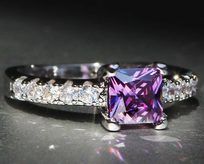 Princess Cut Simulated Diamond Ring Platinum Plated Copper Elegant Four Claw Design Jewelry for Women Prom Red