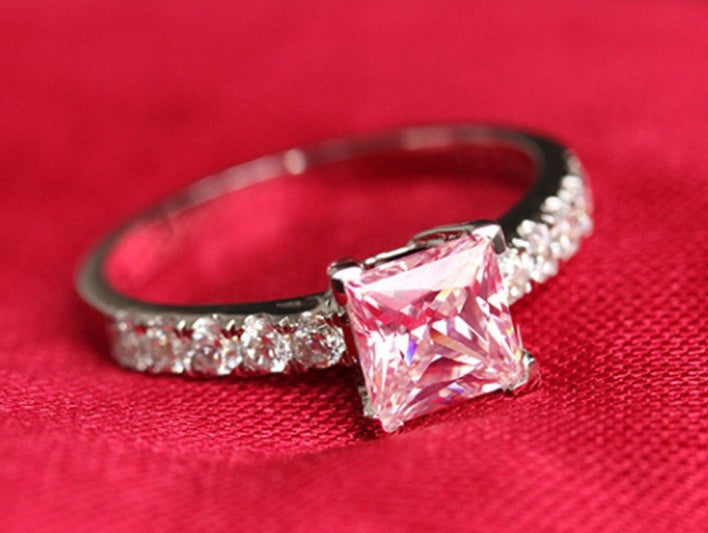 Princess Cut Simulated Diamond Ring Platinum Plated Copper Elegant Four Claw Design Jewelry for Women Prom Red