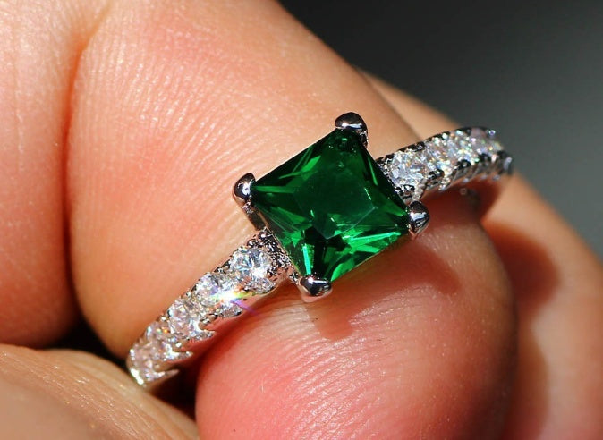 Princess Cut Simulated Diamond Ring Platinum Plated Copper Elegant Four Claw Design Jewelry for Women Prom Red