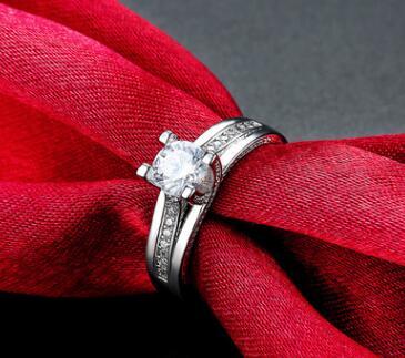 Womens 18K Gold Plated Diamond Ring Heart And Arrow Engagement Jewelry Gift For Her Wedding Anniversary Sparkling