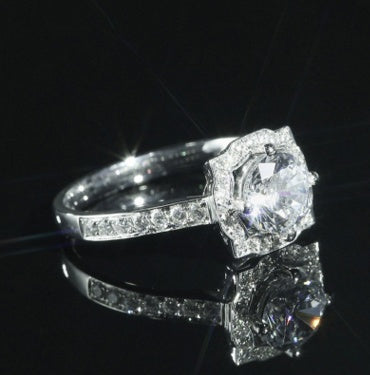 Womens Simulated Diamond Ring Round Cut Electroplated Platinum White Gold Tone Wedding Engagement Jewelry Ring