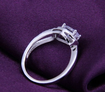 Denim Look Diamond Shaped Copper Ring With AAA Zircon Geometric Design Plated Jewelry For Women And Girls