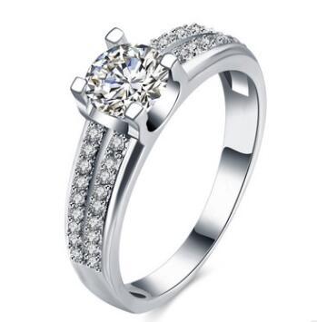 Temperament Fashion Simple Creative Diamond Zircon Ring For Women Brass And Steel Elegant Shine For Daily Wear