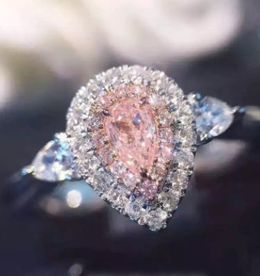 Gold Plated Drop Shaped Micro Inlaid Artificial Diamond Ring Women Elegant Fashion Jewelry Statement Accessory