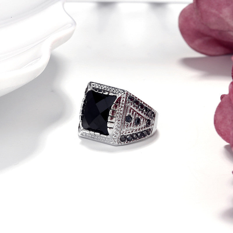 Silver Plated Geometric Ring with Black Gem Inlay Alloy Electroplated Fashion Jewelry European Inspired Wear Everyday