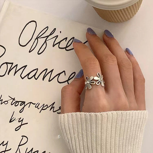 Women's Adjustable Open Ring With Daisy Flower Petal Design Electroplated Metal Jewelry For Index Finger Little Daisy