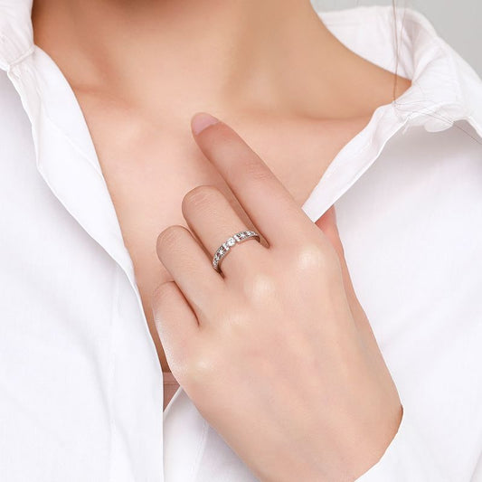 Womens 925 Sterling Silver Ring Electroplated Gold Hollow Closed Design With Artificial Gemstone And Inlay Gem