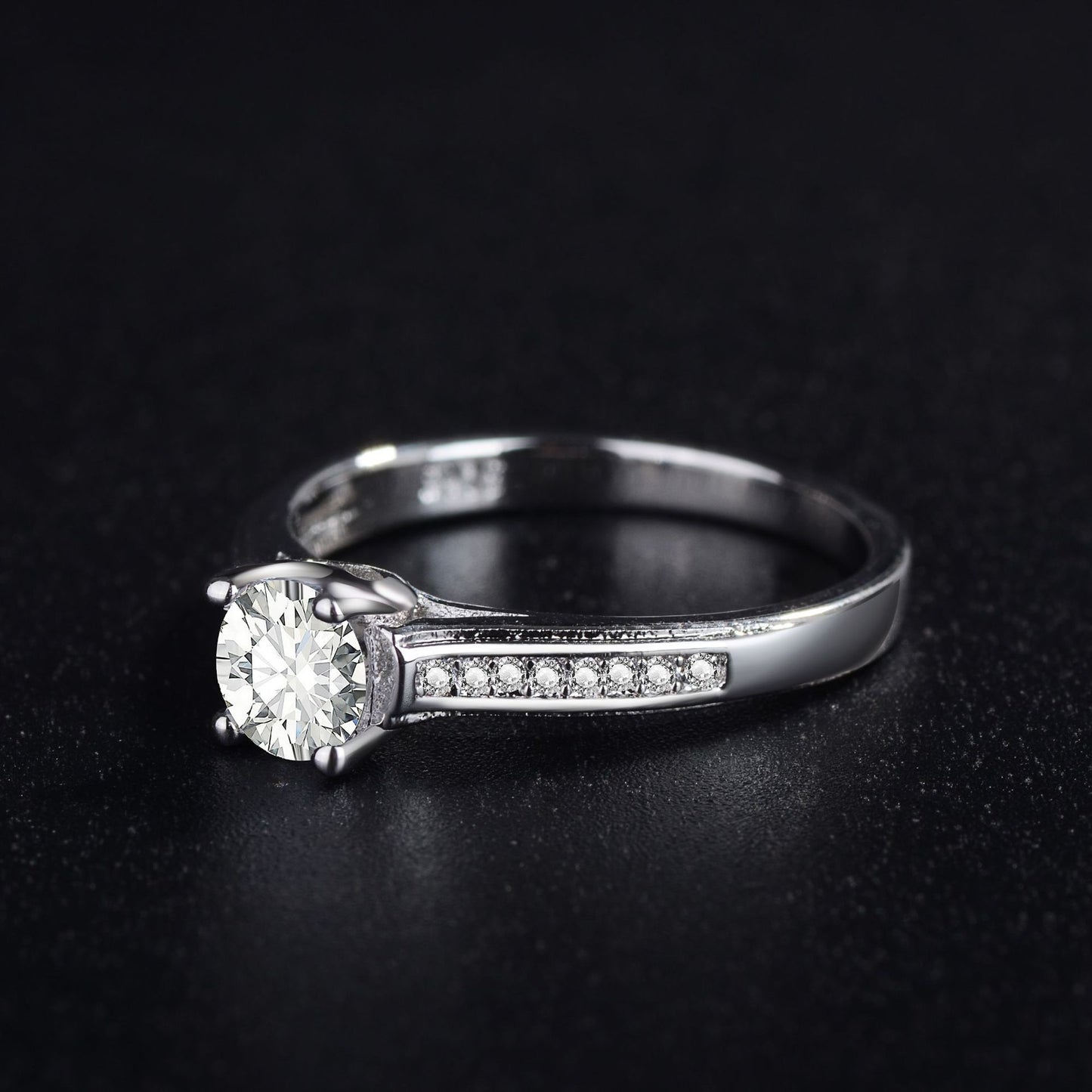 Elegant White Gold Ring 3mm Polished Metal Band Comfort Fit for Daily Wear and Special Occasions Timeless Design
