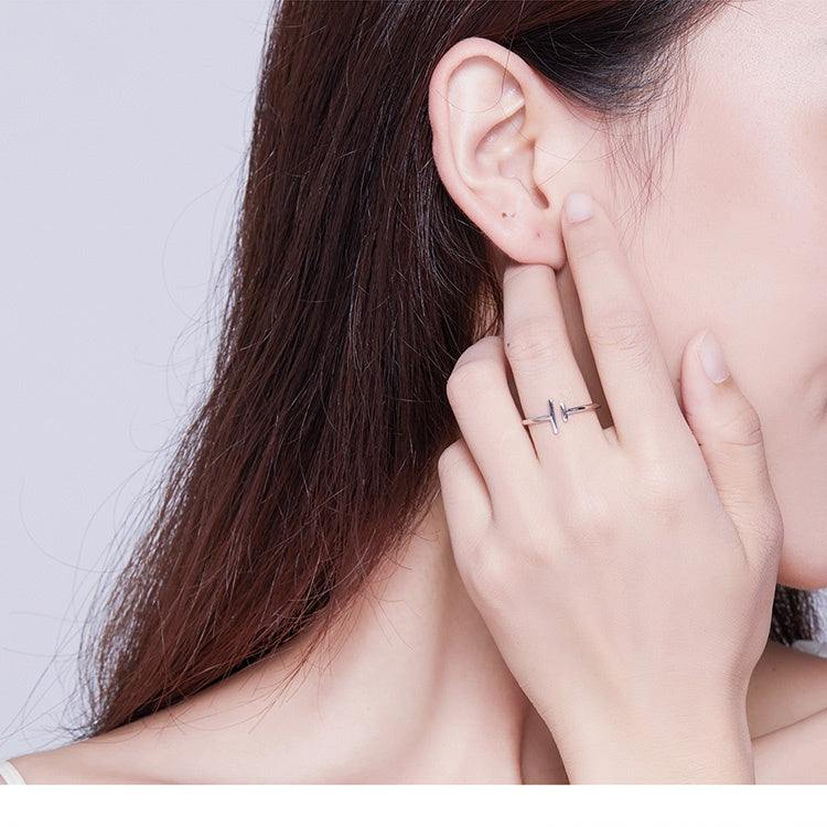 Ring S925 Sterling Silver White Gold Plated Banding Elegant Fashionable Lightweight Parallel Lines Design Ring