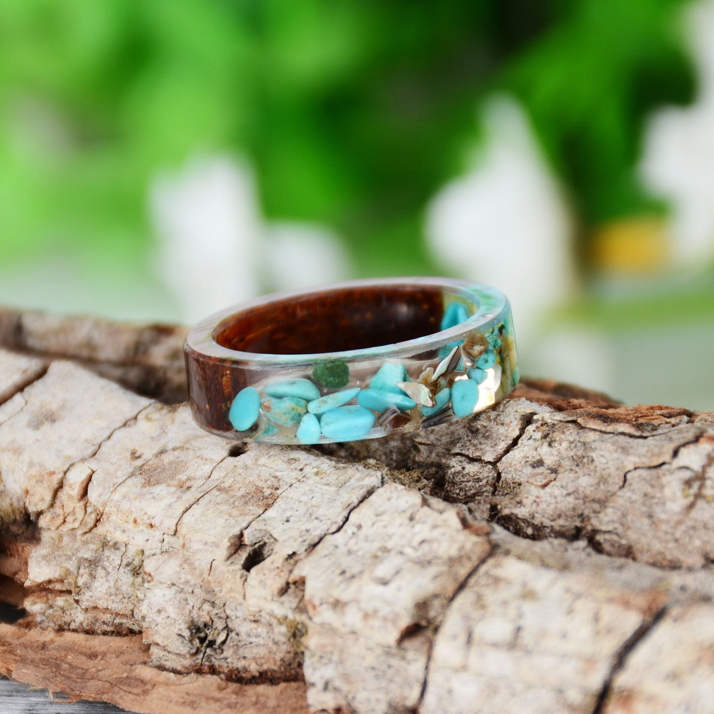 Womens Handmade Flower Resin Wood Ring Inside Gold And Silver Paper Unique Romantic Wedding Party Gift Jewelry