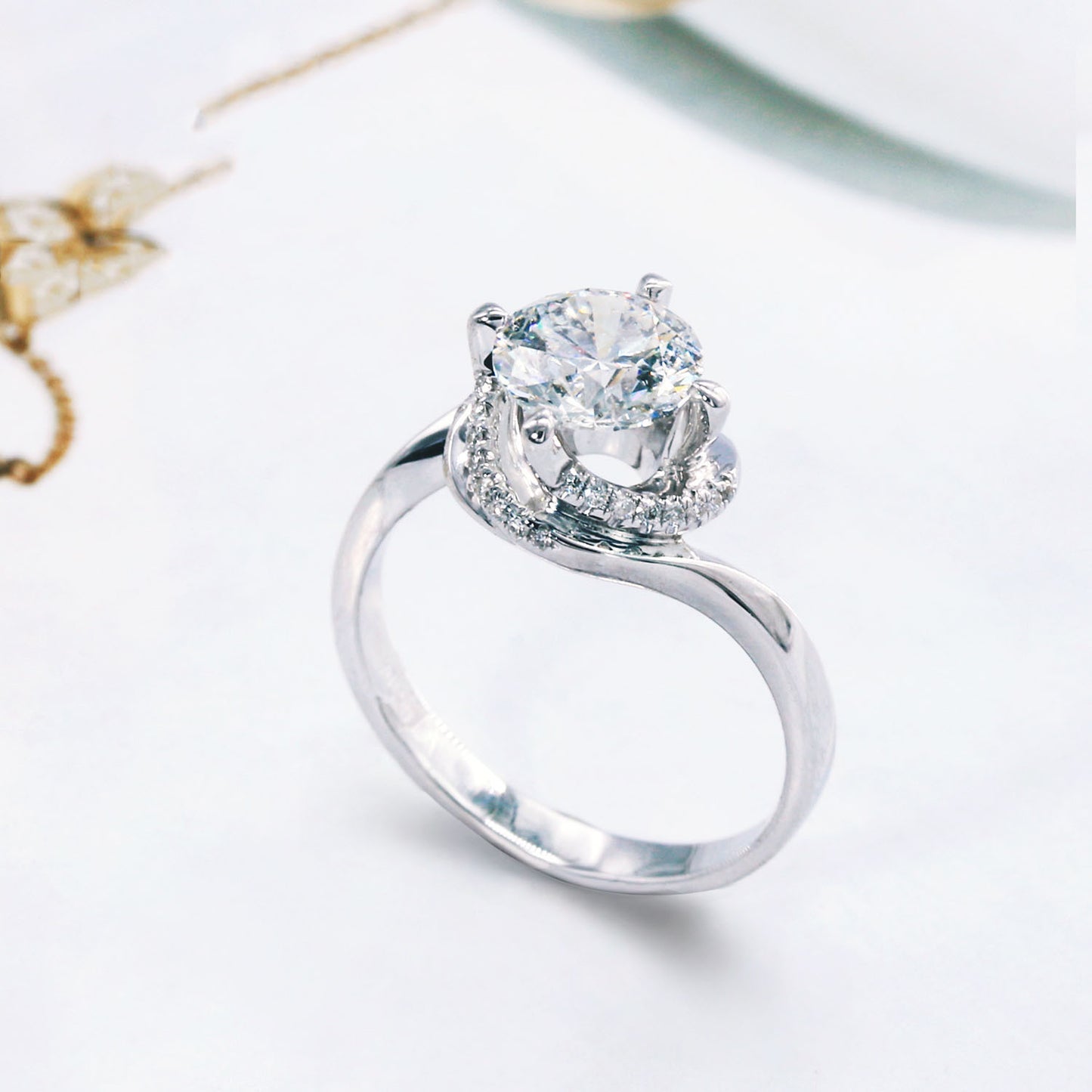 Six Prong Moissanite Ring Sterling Silver Inlaid With Gems For Wedding And Elegant Everyday Wear For Her Brilliant Shine