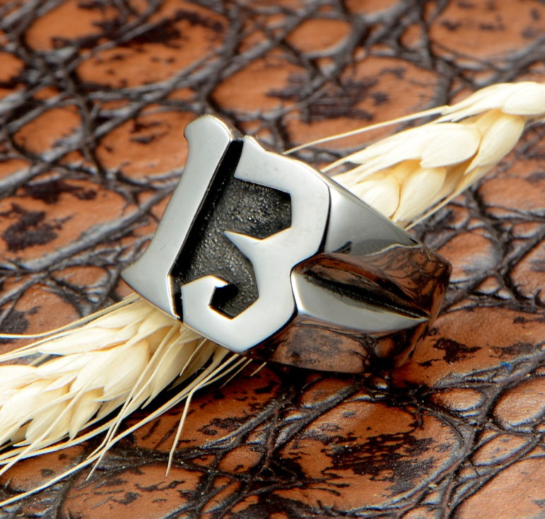 Mens Vampire Ring Titanium Steel Never Fade Vintage Gothic Biker Ring For Men Jewelry Accessories Size 7 to 13