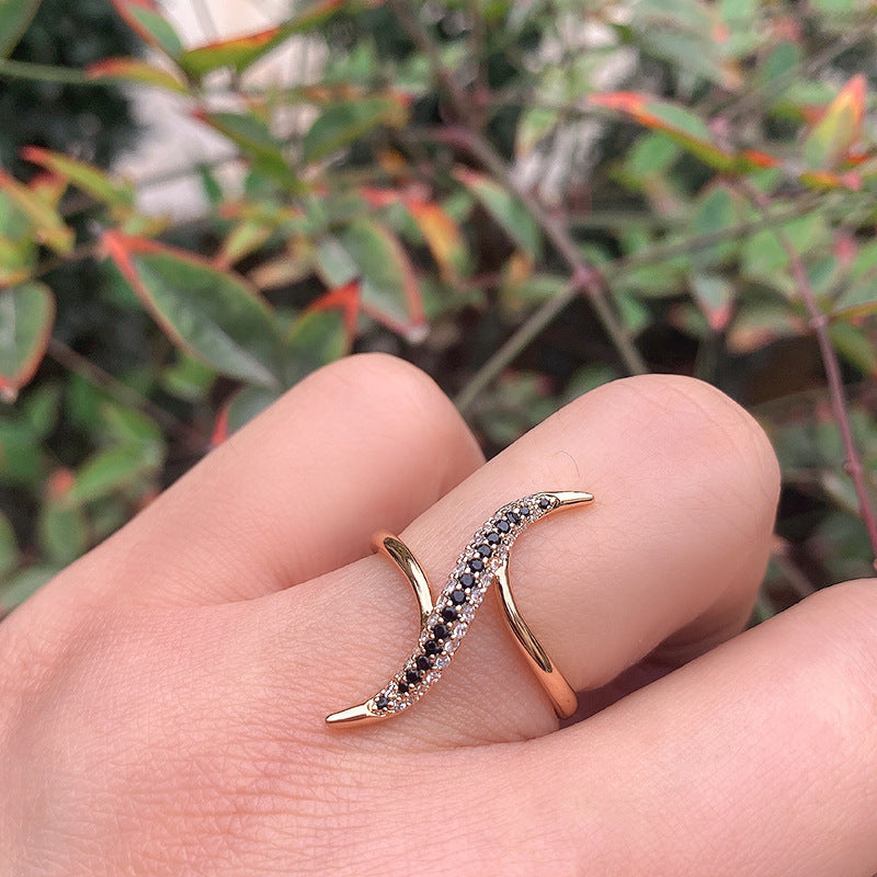 Micro Inlaid Zircon Ring for Women Fashion Jewelry Copper Plated Vintage Floral Design Elegant Statement Accessory