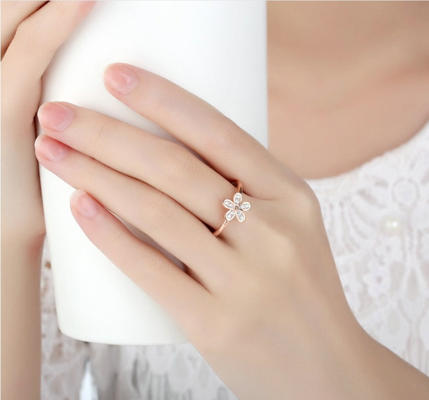 Womens Daisy Ring Rose Gold Copper Wedding Band With Zircon Inlay Individually Packed Elegant Gift Her Fashion