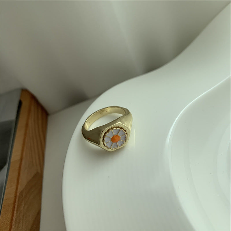 Womens Four Leaf Clover Ring Alloy Geometric Fashion Jewelry Durable Gift For Birthday Trendy Accessory Plated