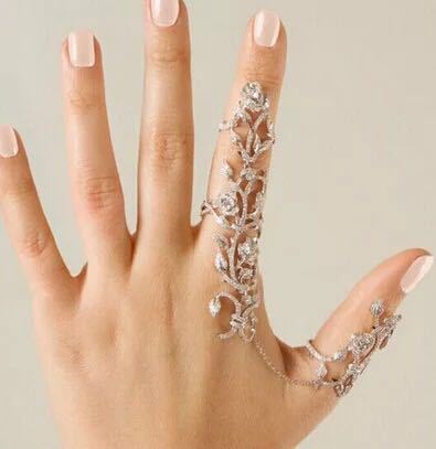 Womens Alloy Bracelet Ring Rhinestone Inlaid Diamond Hollow Geometric One Piece Jewelry White Gold Sleek Style