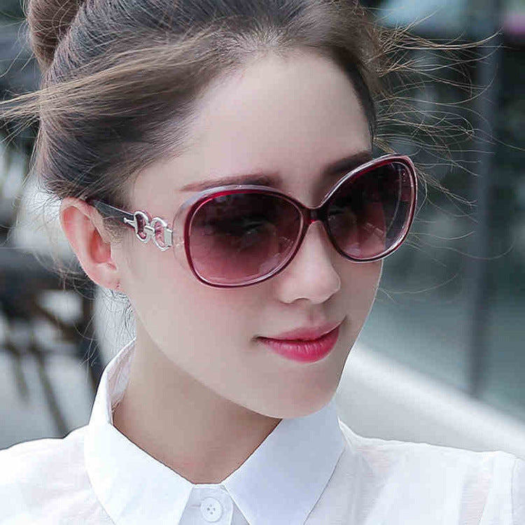 Womens Sunglasses Trendy European Fashion Frames With AC Lenses For Sun Protection Stylish Eyewear Everyday Casual Wear