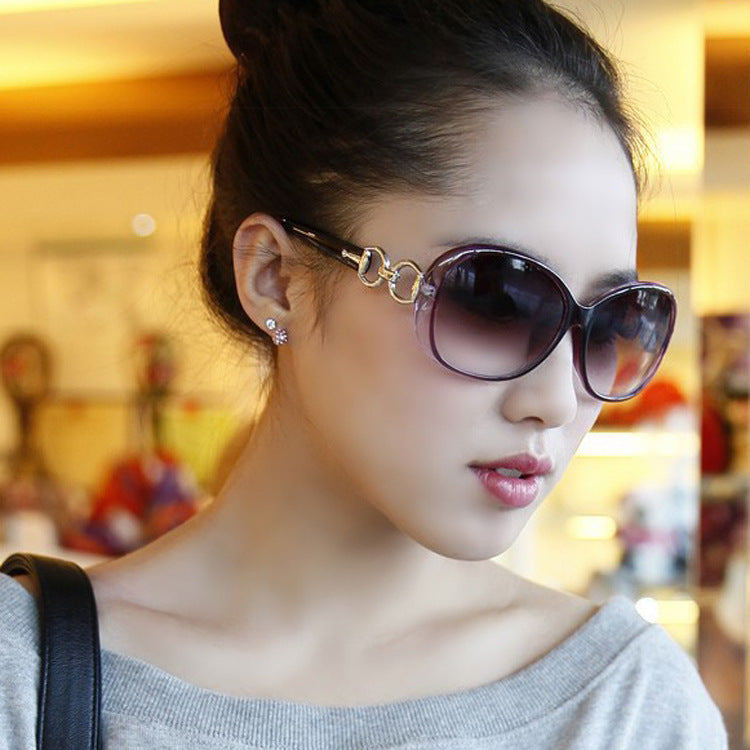Womens Sunglasses Trendy European Fashion Frames With AC Lenses For Sun Protection Stylish Eyewear Everyday Casual Wear