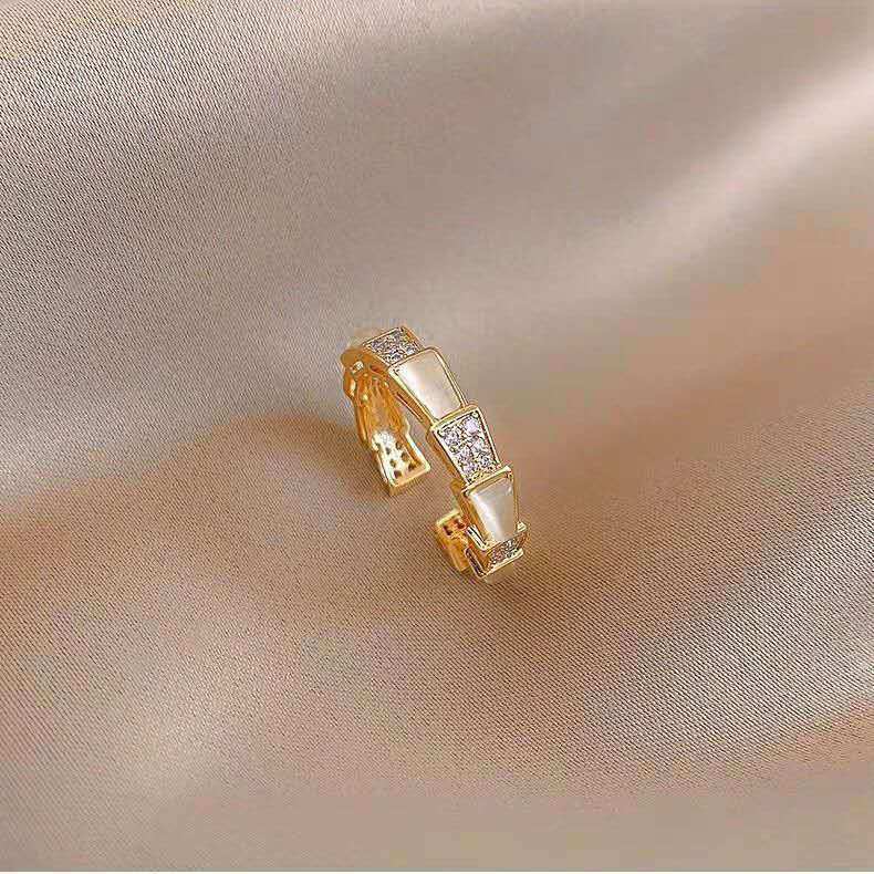 Unisex Adjustable Open Ring Gold Plated Geometric Index Finger Ring With Inlaid Artificial Gemstones Sparkling