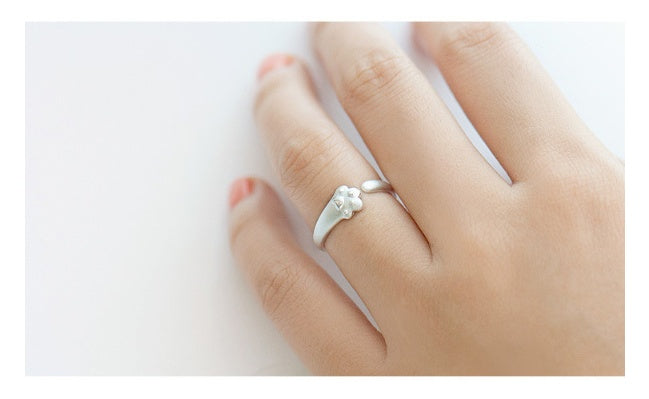 Womens Copper Plated Silver Cat Paw Ring Zodiac Design Jewelry Gift For Her Birthday Elegant Classic Accessory