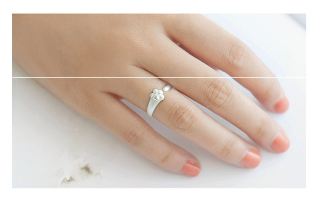 Womens Copper Plated Silver Cat Paw Ring Zodiac Design Jewelry Gift For Her Birthday Elegant Classic Accessory