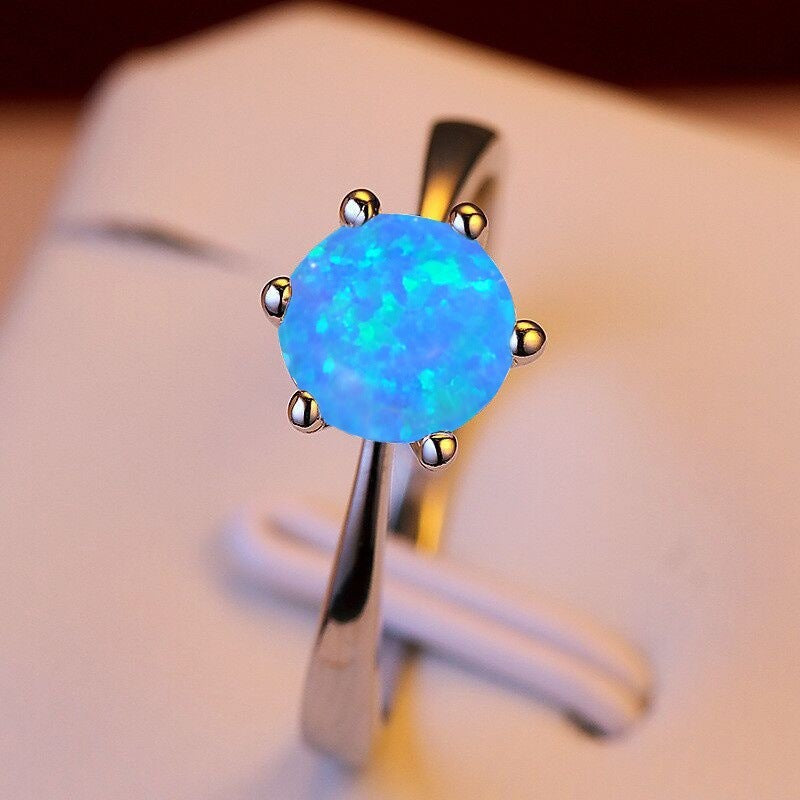 Gold Plated Alloy Crown Bracelet With White Opal Inlay Eight Prong European Style Jewelry Gift For Her Stylish