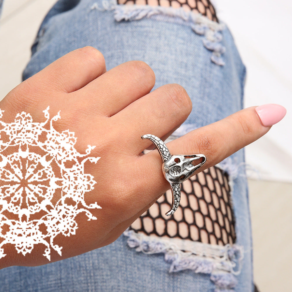 Unisex Bull Head Ring Antique Silver Geometric Design Alloy