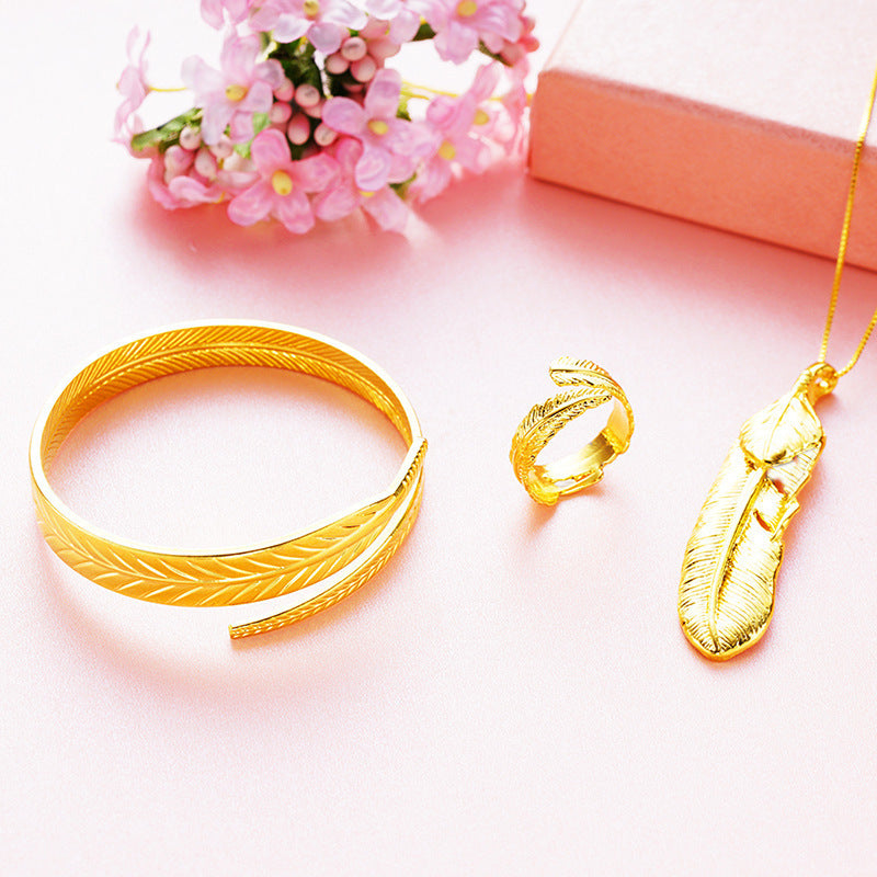Womens Feather Open Bracelet Ring Elegant Gold Plated Design Fashionable Jewelry High Temperature Electroplated