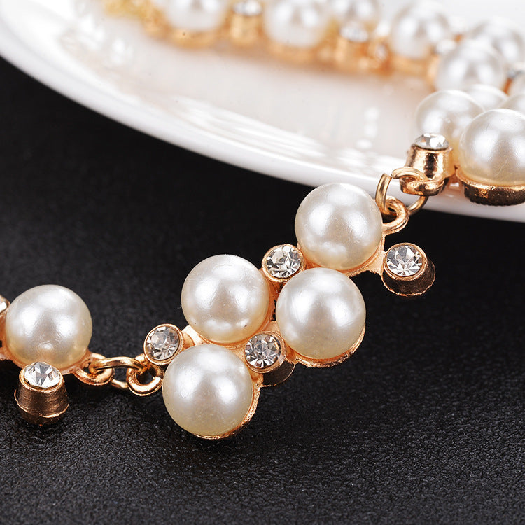 Elegant Pearl Rhinestone Geometric Alloy Bracelet For Women And Girls Inlaid Pearls 20 Cm By 2 Cm Fashion Accessory