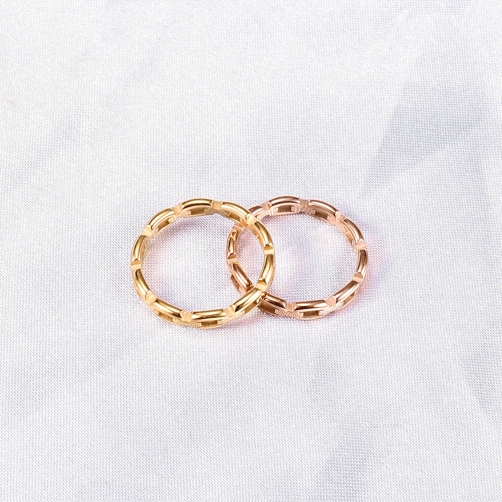 Womens Geometric Hollow Square Chain Ring Gold Tone Titanium Steel Electroplated Durable Jewelry Gift Daily Use