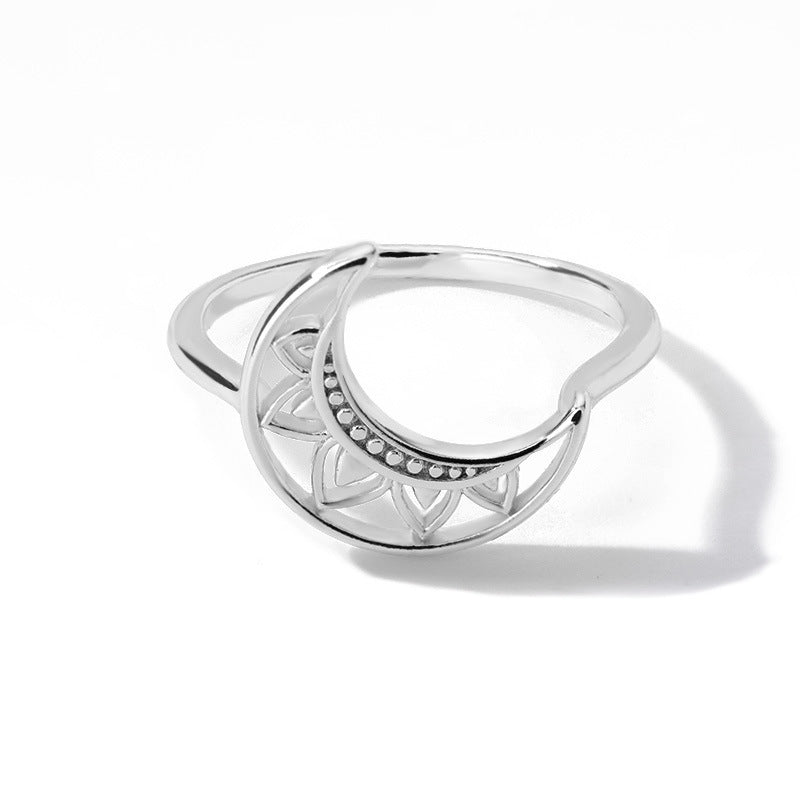 Gold Plated Copper Ring Adjustable Lightweight Hollow Petal Moon Ring For Women Girls Fashion Fashion Diameter