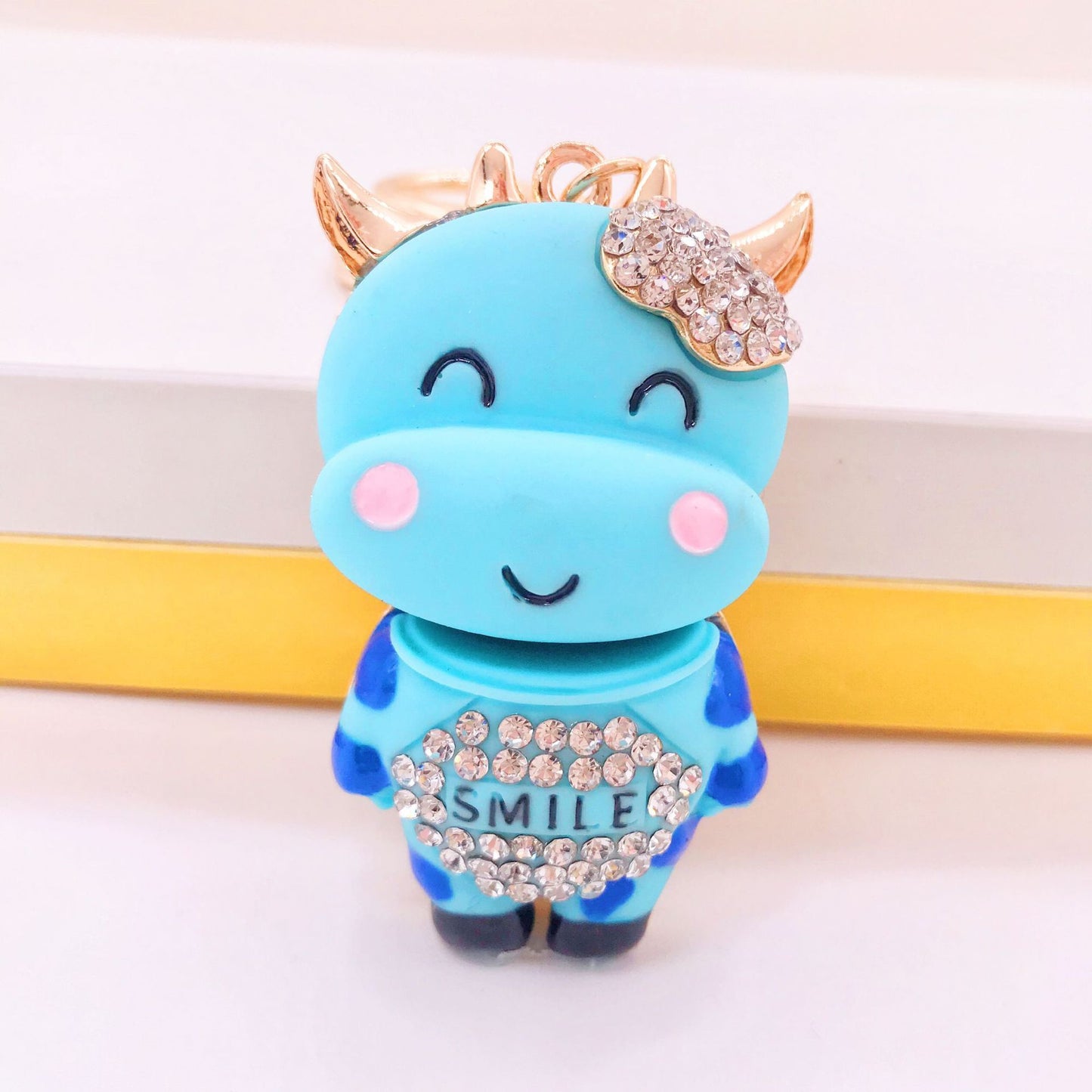 Creative Cow Rhinestone Keychain With Smile Pendant Metal Car Key Ring Decorative Accessory For Keys Gift For Daily Use