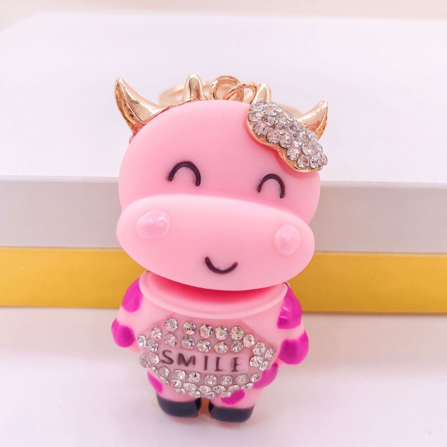 Creative Cow Rhinestone Keychain With Smile Pendant Metal Car Key Ring Decorative Accessory For Keys Gift For Daily Use