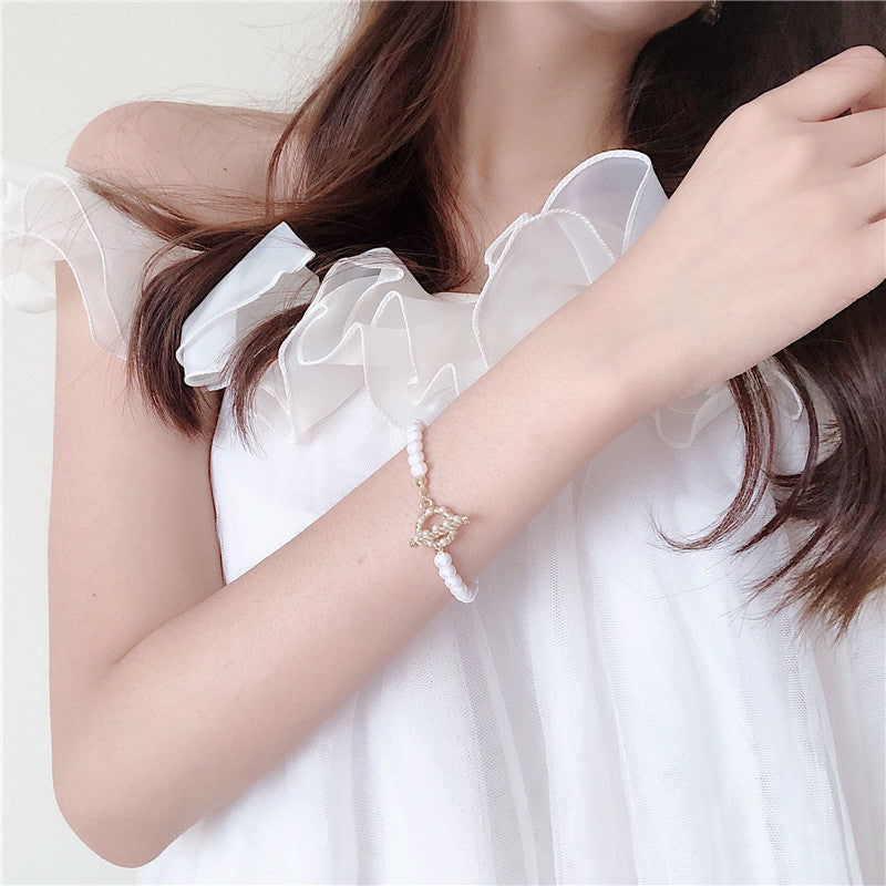 Womens Baroque Pearl Bracelet Geometric Alloy Bangle