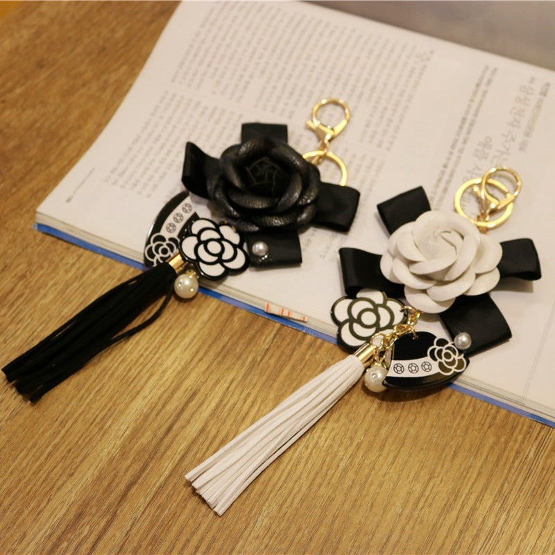 Leather Tassel Keychain Camellia Bag Charm Pendant Unisex Key Accessory Individually Packed Fashion Accessory for Women