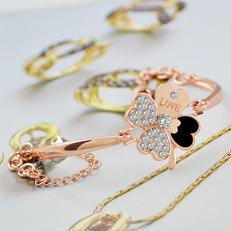 Rose Gold Four Leaf Clover Bracelet For Women Crystal Jewelry Layered Fashion Accessory With Simple Style Chic