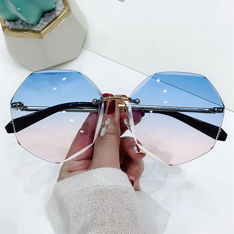 Womens Polygonal Sunglasses Metal Frame Fashion Eyewear Strong Durable Design 60mm Lens Gold Frames Faded Lens