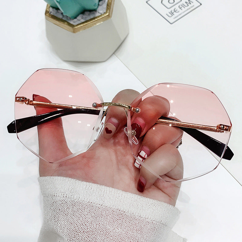 Womens Polygonal Sunglasses Metal Frame Fashion Eyewear Strong Durable Design 60mm Lens Gold Frames Faded Lens