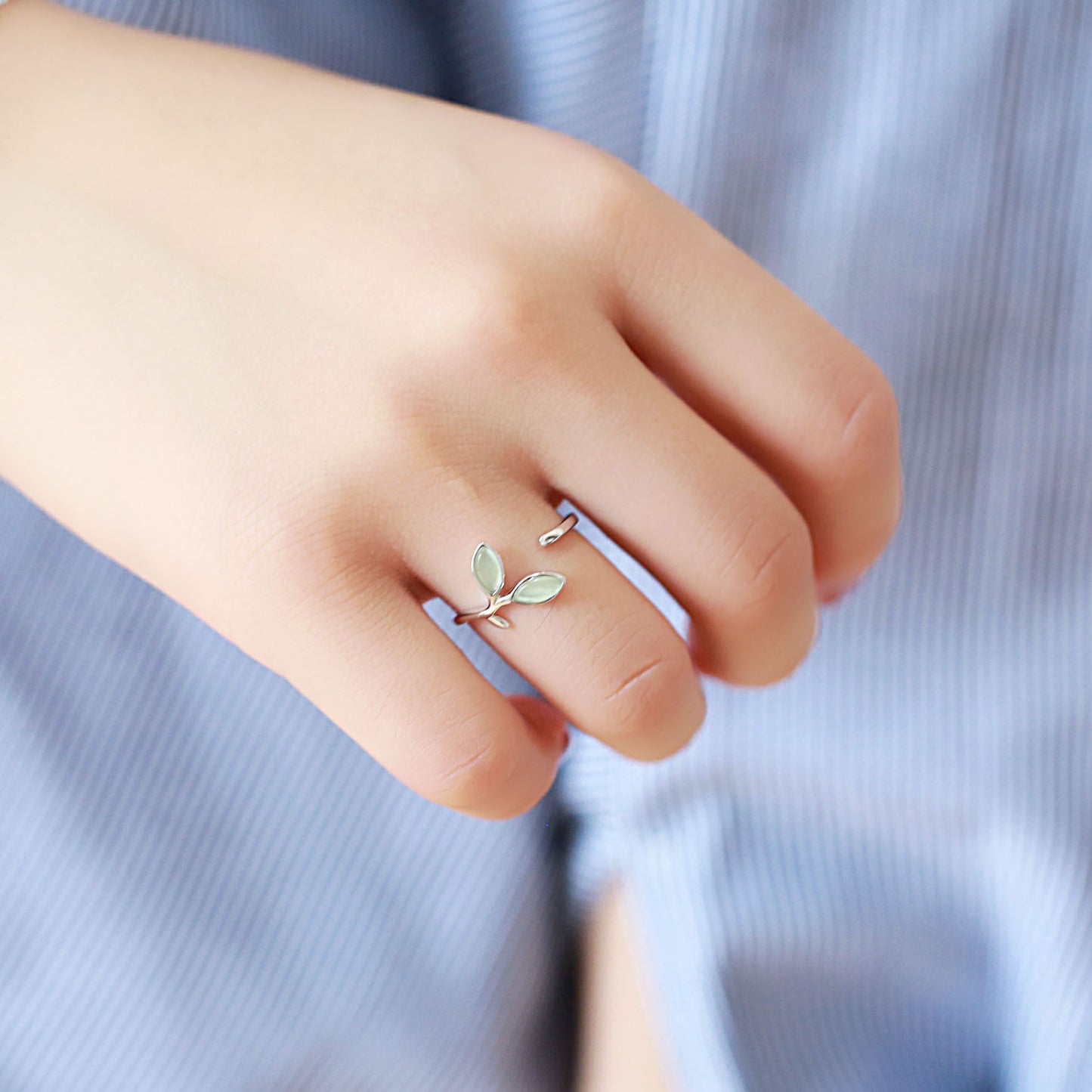 Sterling Silver Flower Ring With Opal Inlay Adjustable Open Tail Ring For Women Fashion Jewelry Everyday Wear Style