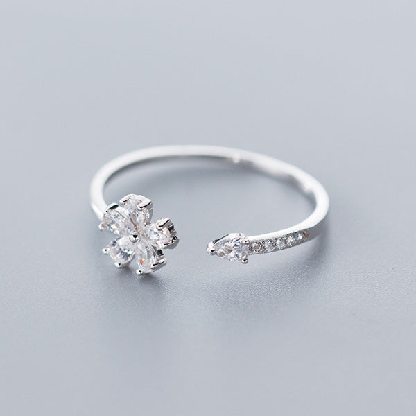 Womens Silver Ring With Diamond Five Petal Flower Design