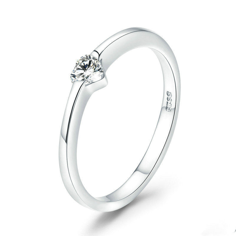 Heart Shaped Ring In Sterling Silver With Gemstone Inlay Fashion Jewelry European Design Elegant Classic Style