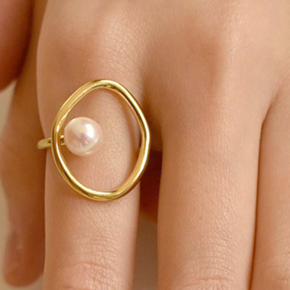 Womens Pearl Ring Copper Inlaid Geometric Ring Electroplated Golden Jewelry Fashion Index Finger Ring Zen Gems