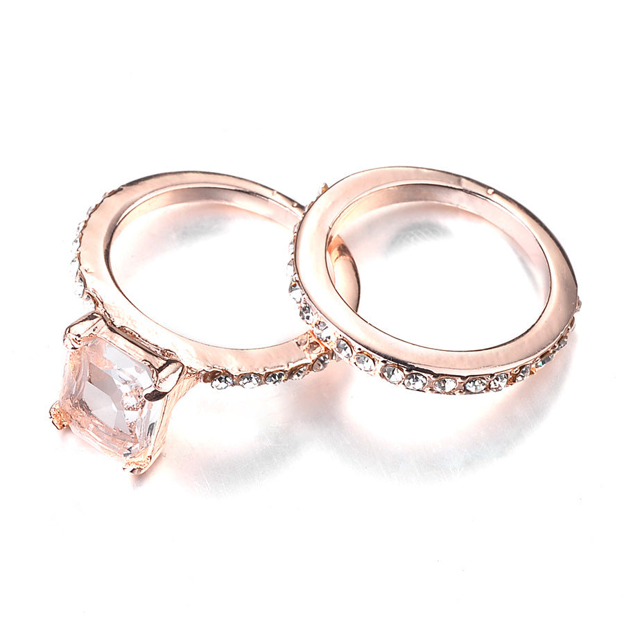 Artificial Gemstones Exquisite Diamond Vintage Crystal Golden Finish Design Inlaid Square Ring Artificial Ring